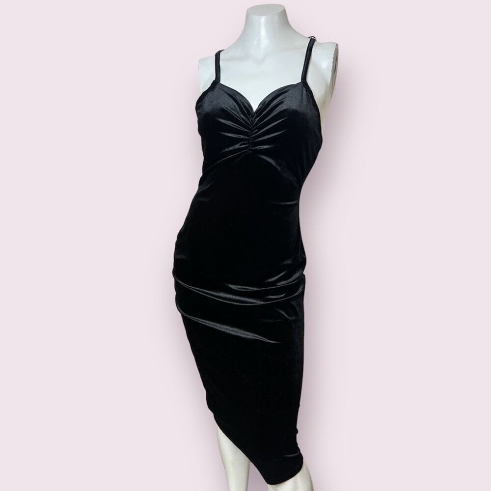 SHEIN Size Medium Solid Black Fitted Sleeveless Dress with Butterfly Back